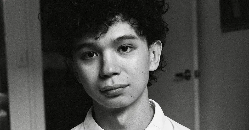 Writing Beyond the Masterpiece: Thomas Mar Wee On Embodying the Unromantic Writer